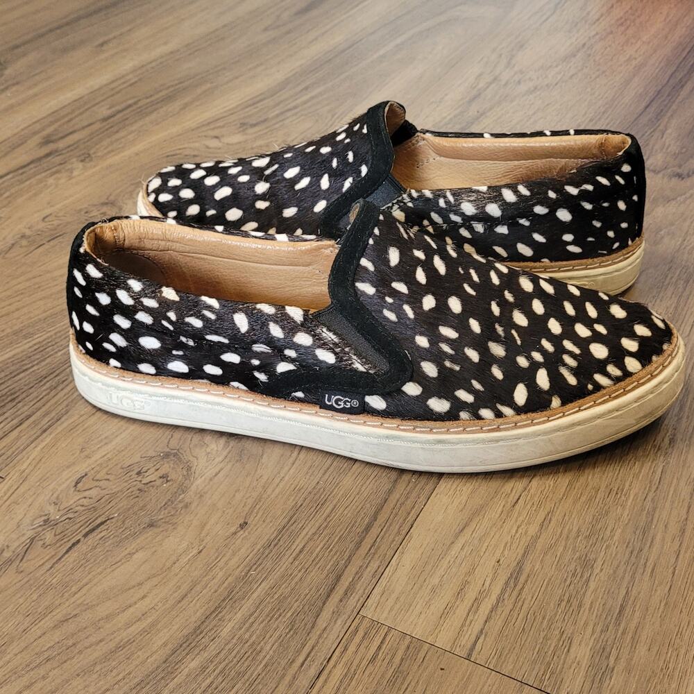 UGG Australia Soled Calf Hair Leather Spotted Print Loafer Slip-On Size 6.5